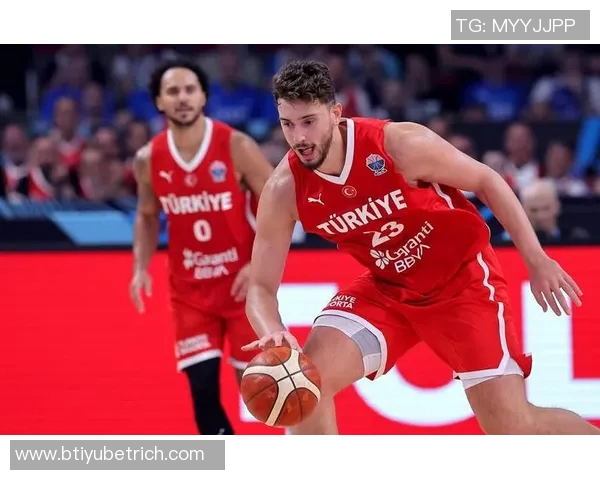 火箭队应增加谢泼德出场时间约基奇向申京展示未来挑战与成长